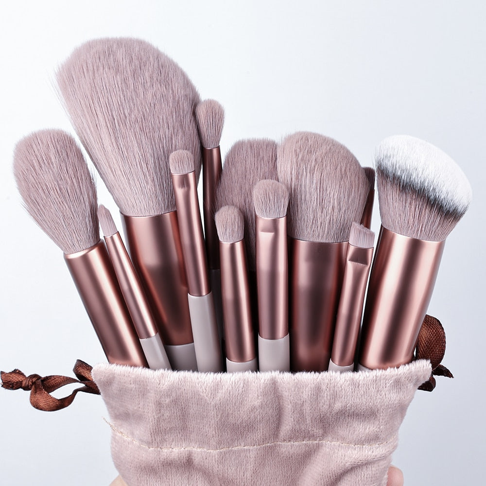 Flawless Finish Professional Makeup Brush Set